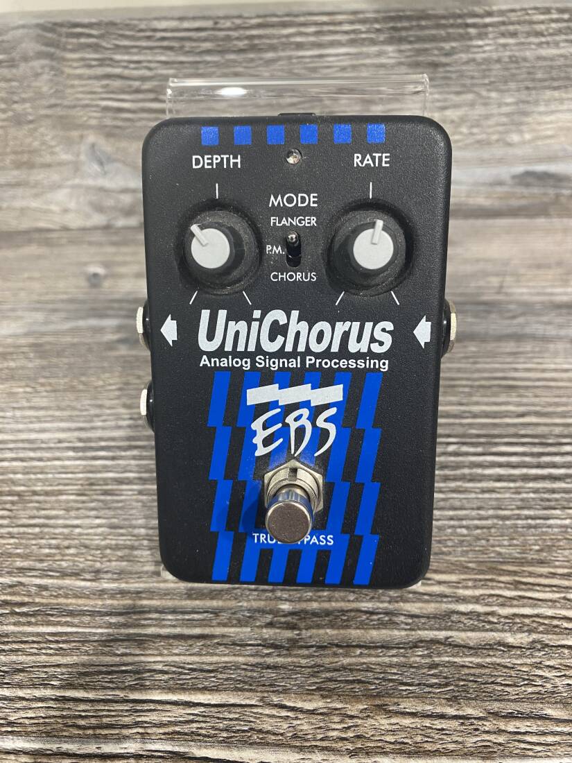 Gear Hunter | EBS - Unichorus Analog Signal Processing Pedal